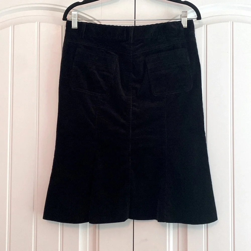 Theory Black Corduroy Skirt Scalloped‎ Hem Mini Skirt Women's Size 6 Designer